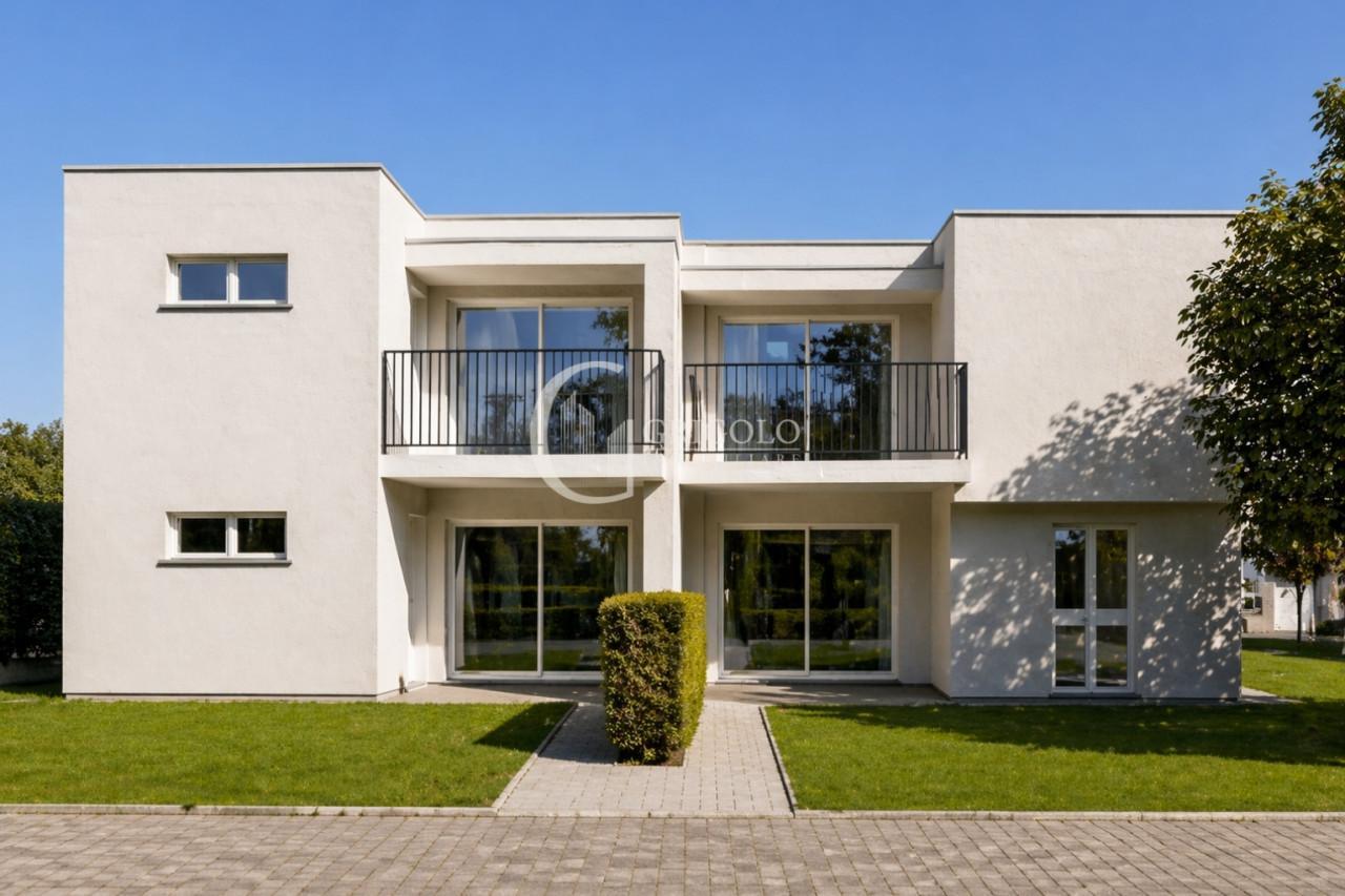 SANTA BONA Nuova costruzione con terrazzo solarium GT650L4