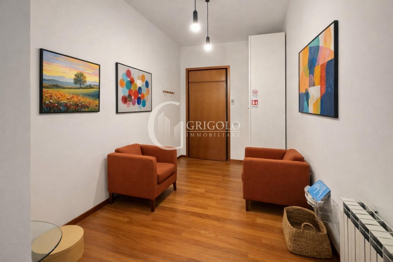 CENTRO STORICO Splendido appartamento al 2°piano  GT350