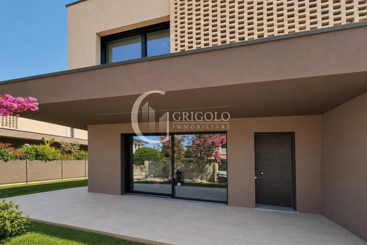 MONTELLO Splendida villa indipendente di nuova costruzione GT665