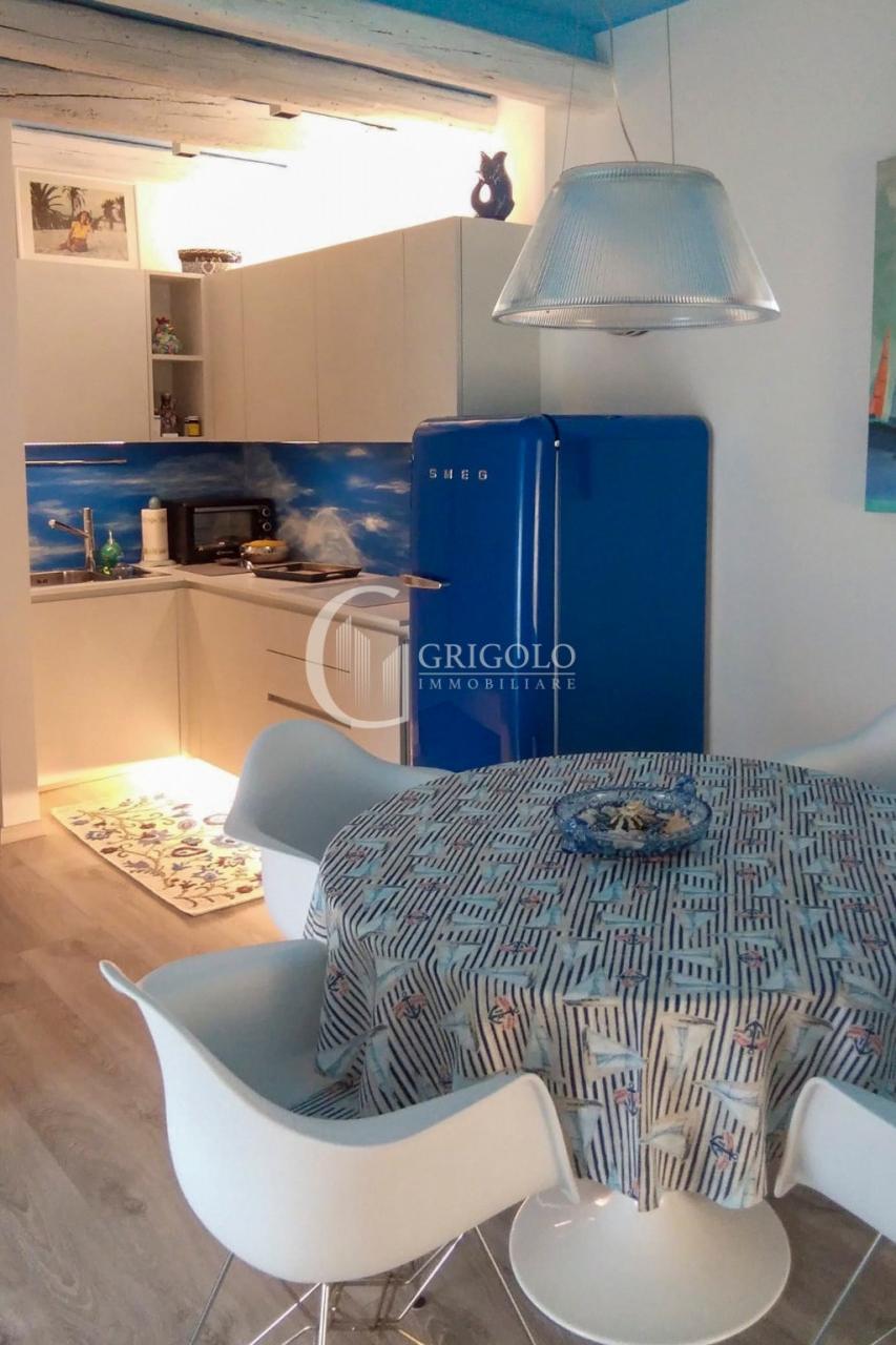 LIDO DI JESOLO Appartamento con vista mare GJ101