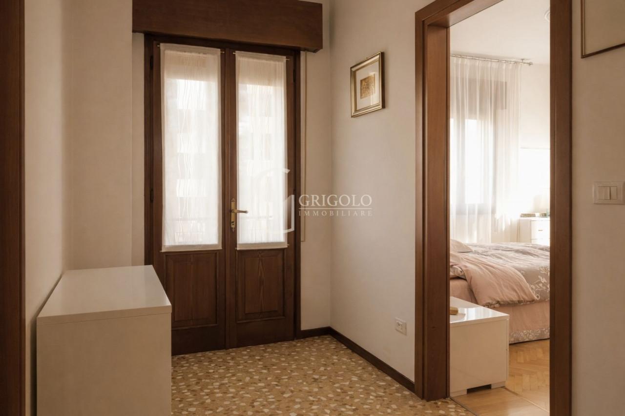 SAN ZENO Casa indipendente su tre livelli ristrutturata GT565
